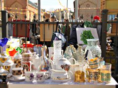 Insight in first Riga flea market 2017
