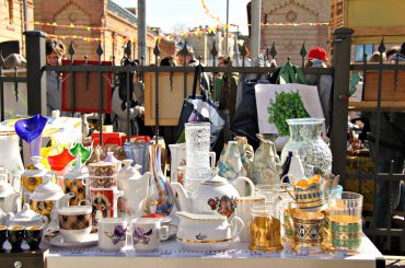 Insight in first Riga flea market 2017