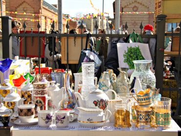 Insight in first Riga flea market 2017