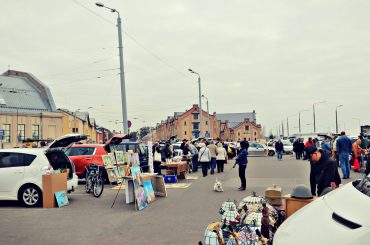 FOTO: Bagāžnieku tirgus Spīķeros