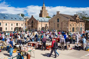 This Saturday the first Riga flea market of new season in Spikeri