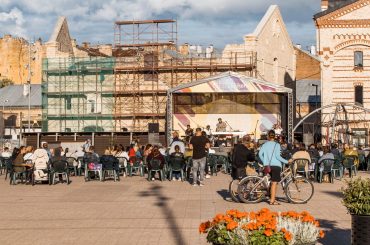 FOTO: alternatīvās mūzikas koncerts MIERS Spīķeros